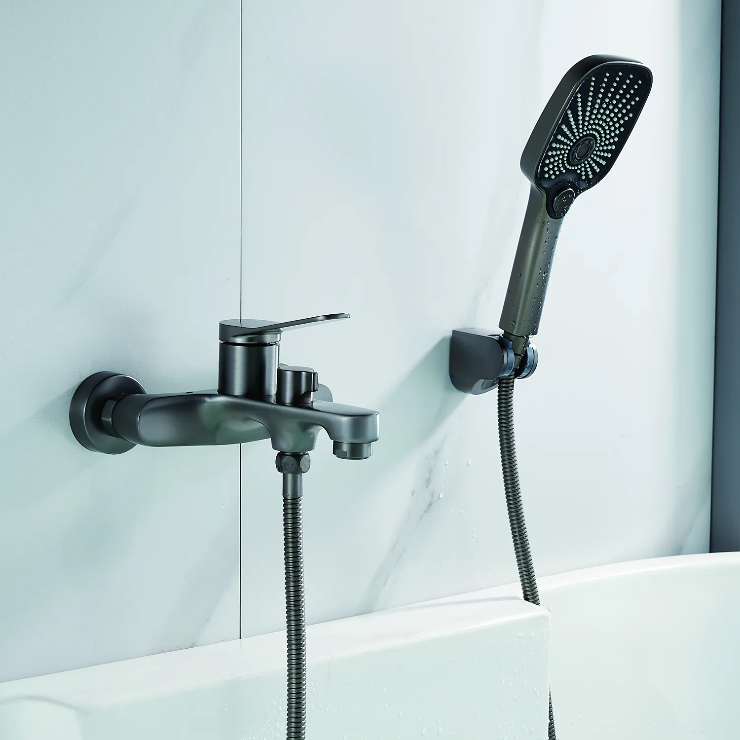 Смеситель для ванны Shevanik S6202T, оружейная сталь