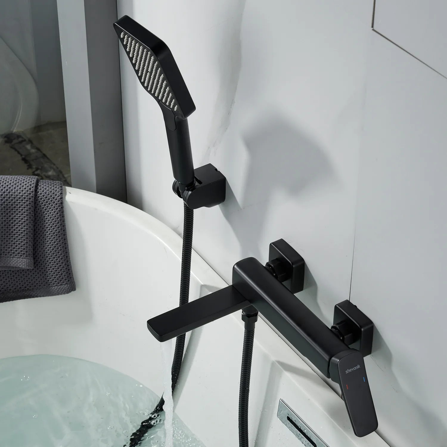 Смеситель для ванны Shevanik S9952H, черный