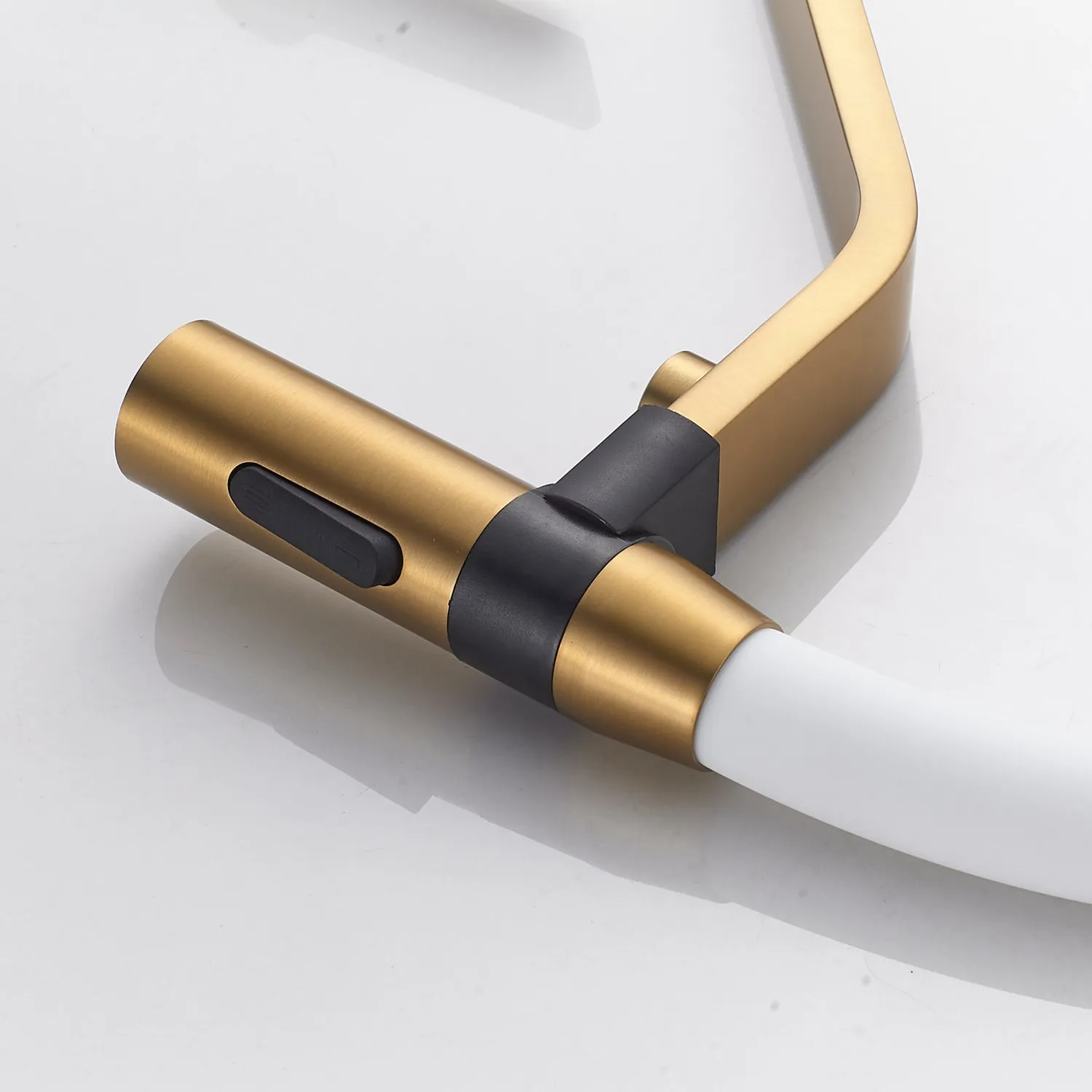 Смеситель для кухни с гибким изливом и подключением фильтра Shevanik S278G, золотой сатин