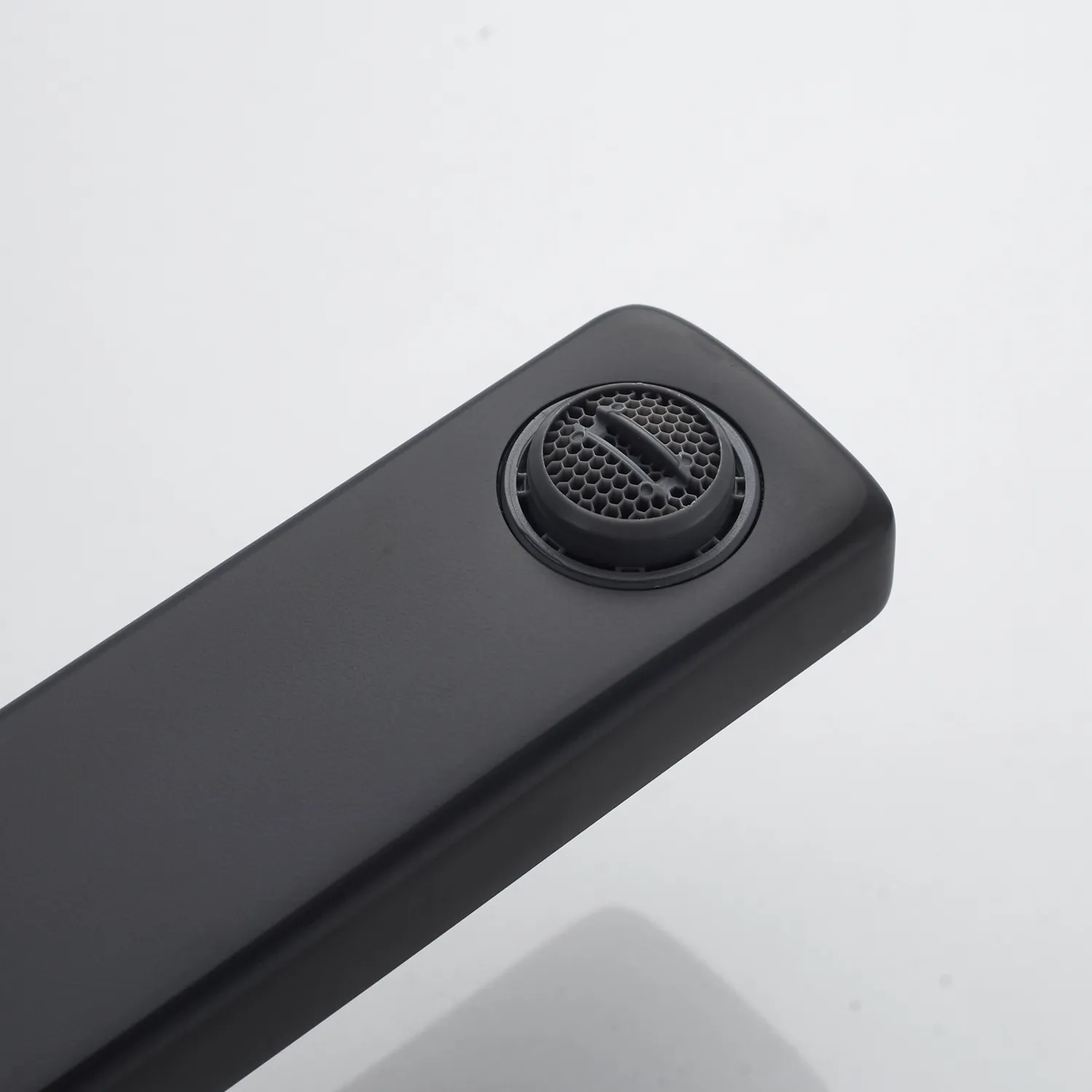 Смеситель для раковины встраиваемый Shevanik S9941H, черный