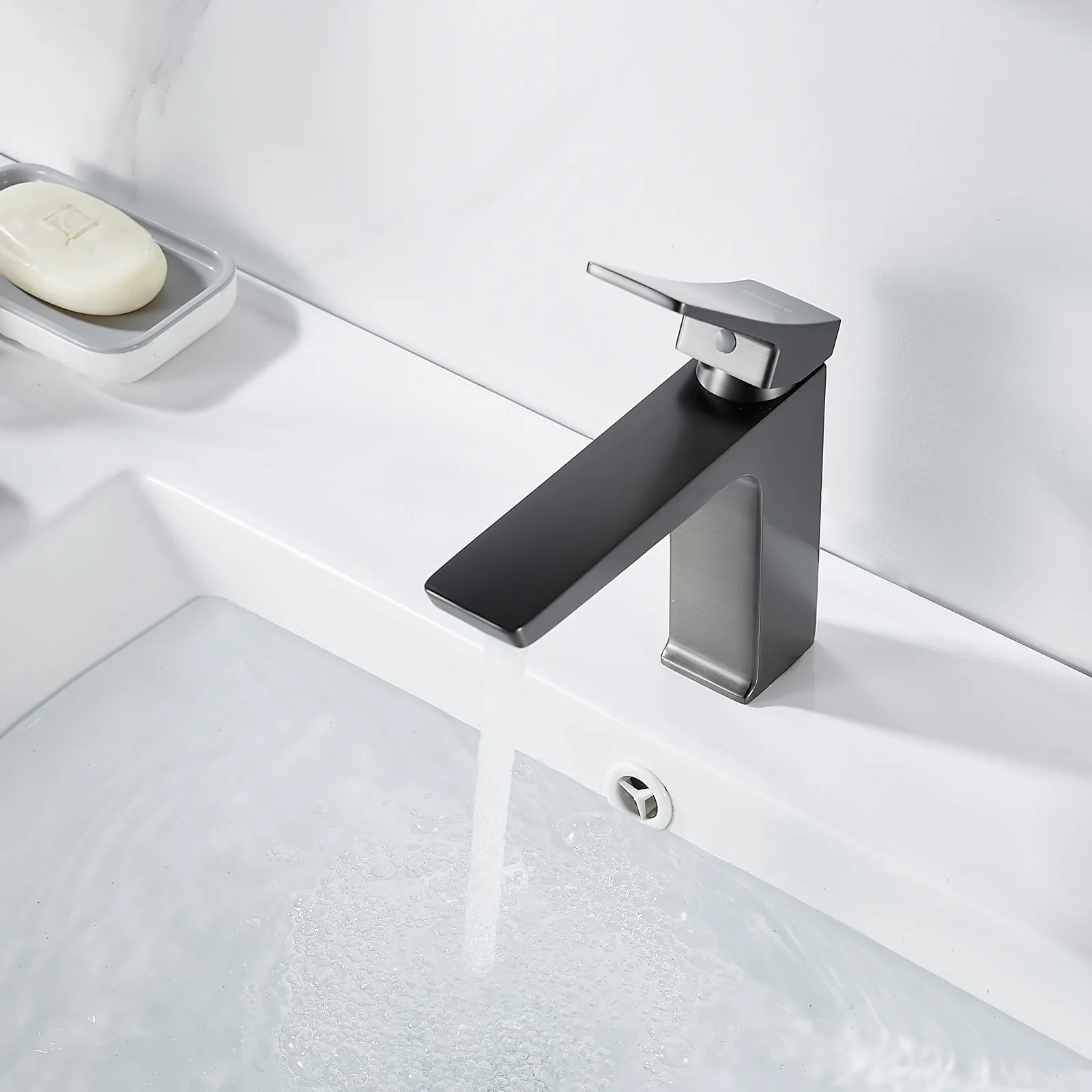 Смеситель для раковины Shevanik S4401T, оружейная сталь