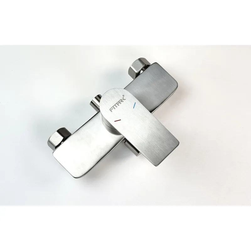 Смеситель для ванны Fmark FS8824