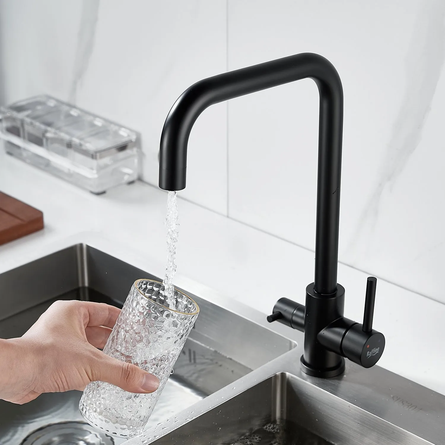 Смеситель для кухни с подключением фильтра воды Raffine F118H, черный