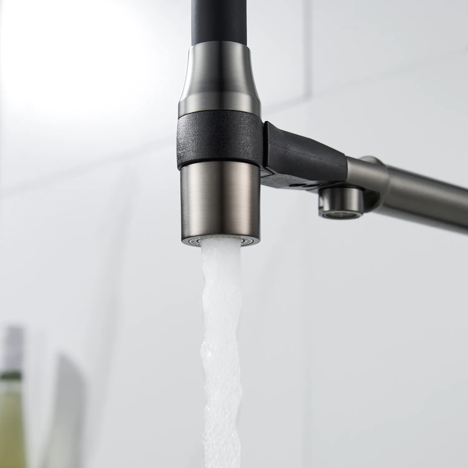 Смеситель для кухни с гибким изливом и подключением фильтра Shevanik S378T, оружейная сталь