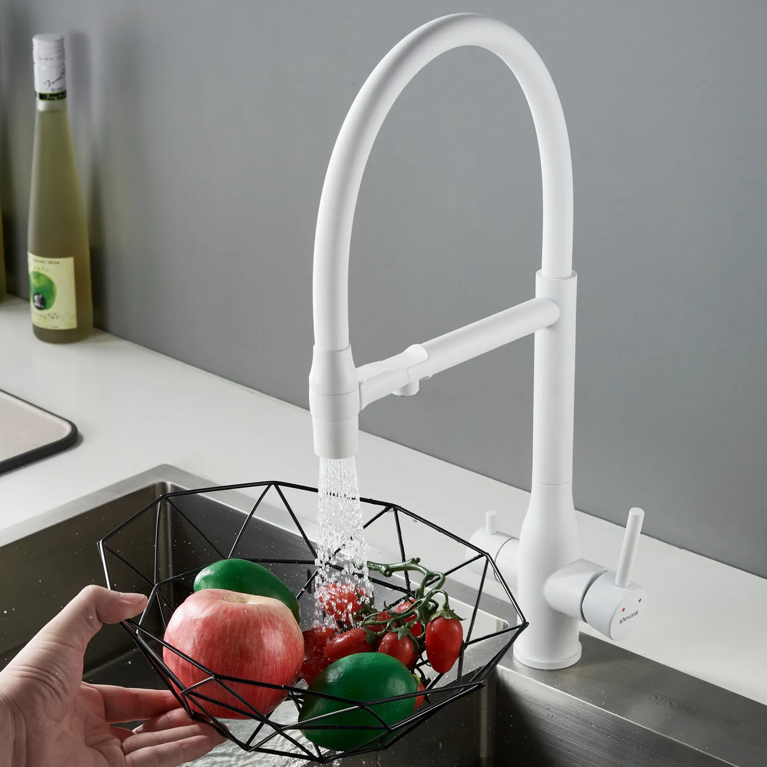 Смеситель для кухни с гибким изливом и подключением фильтра Shevanik S378C, белый