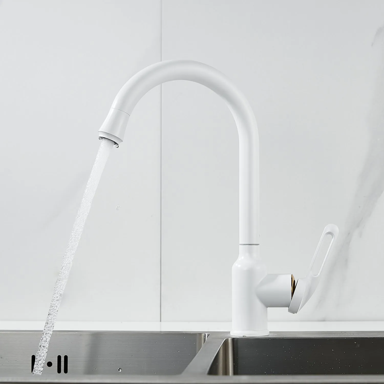 Смеситель для кухни Raffine F103C, белый