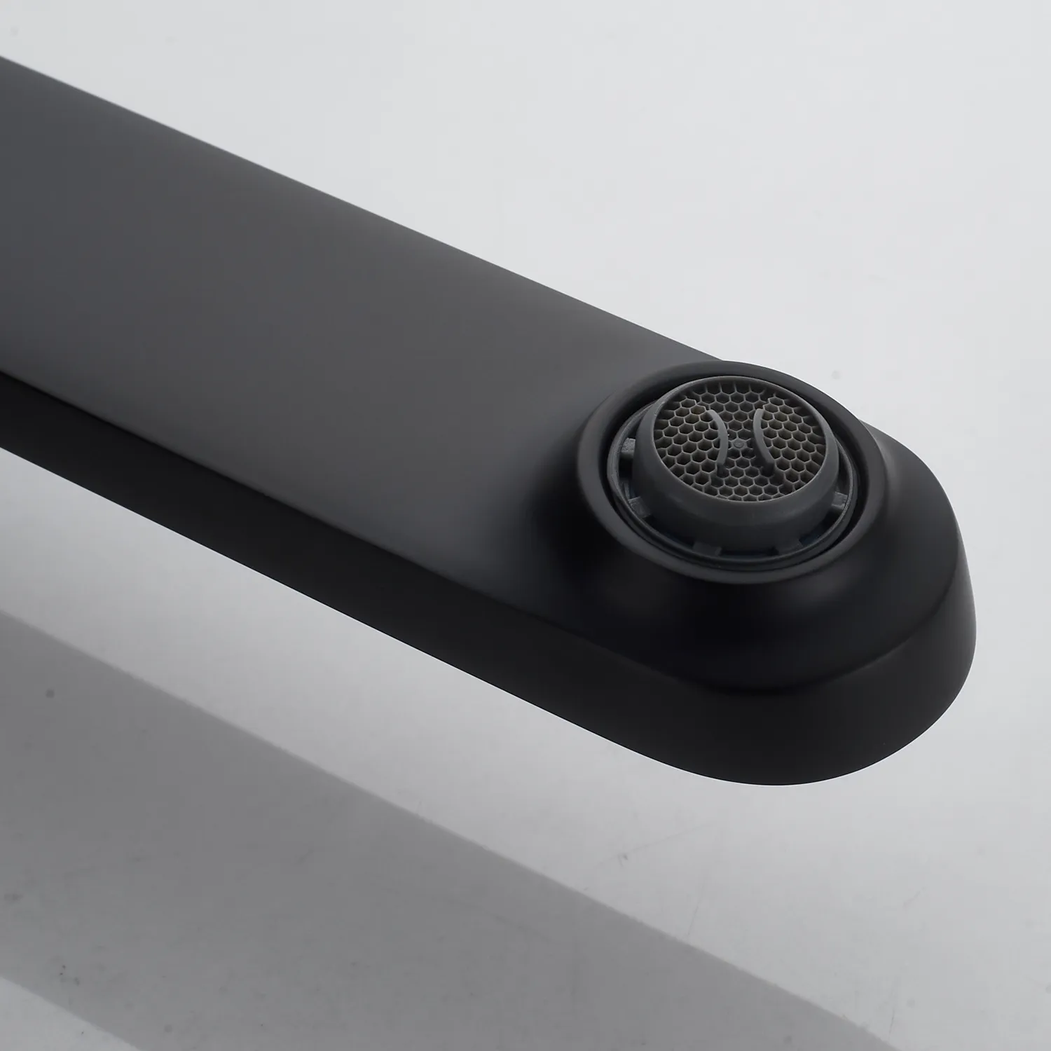 Смеситель для раковины встраиваемый Shevanik S4341H, черный