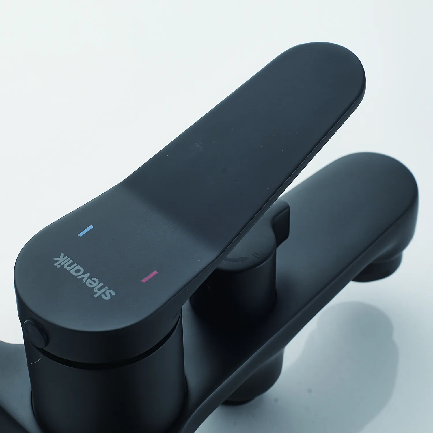 Смеситель для ванны Shevanik S6202H, черный