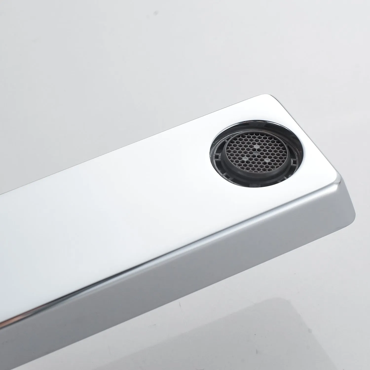 Смеситель для раковины высокий Rose R18 R1811-1, хром