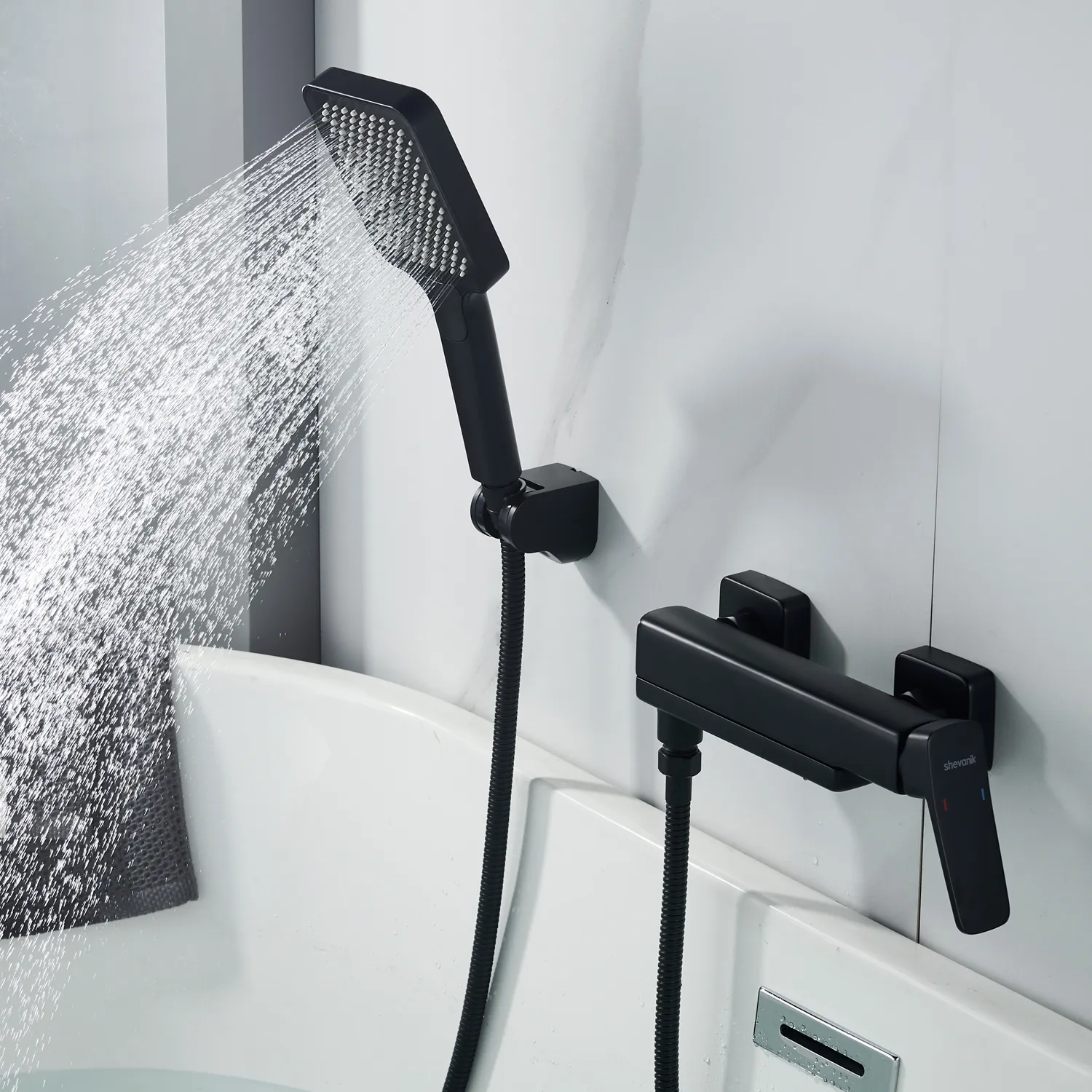 Смеситель для ванны Shevanik S9952H, черный