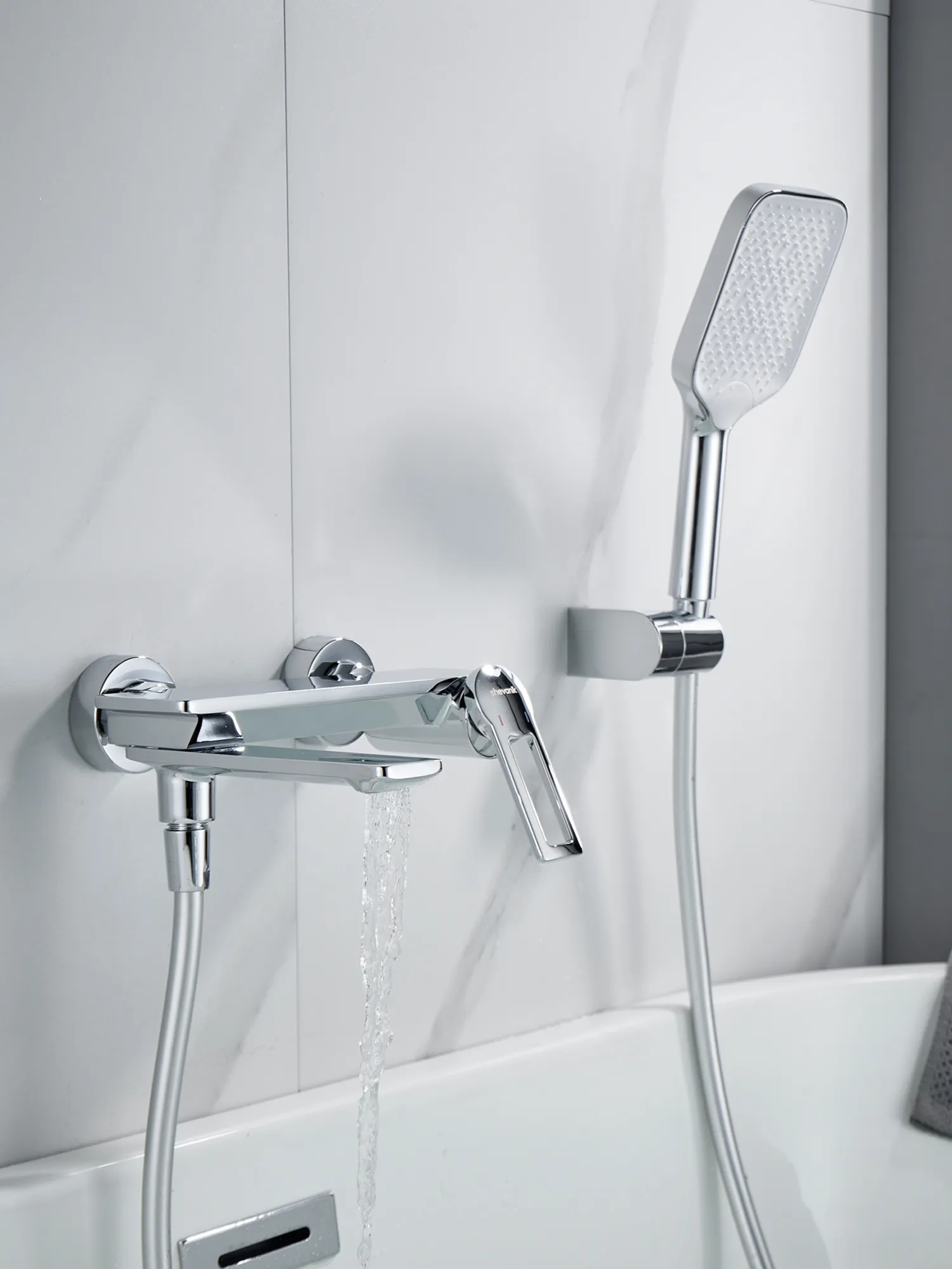 Смеситель для ванны Shevanik S4852, хром