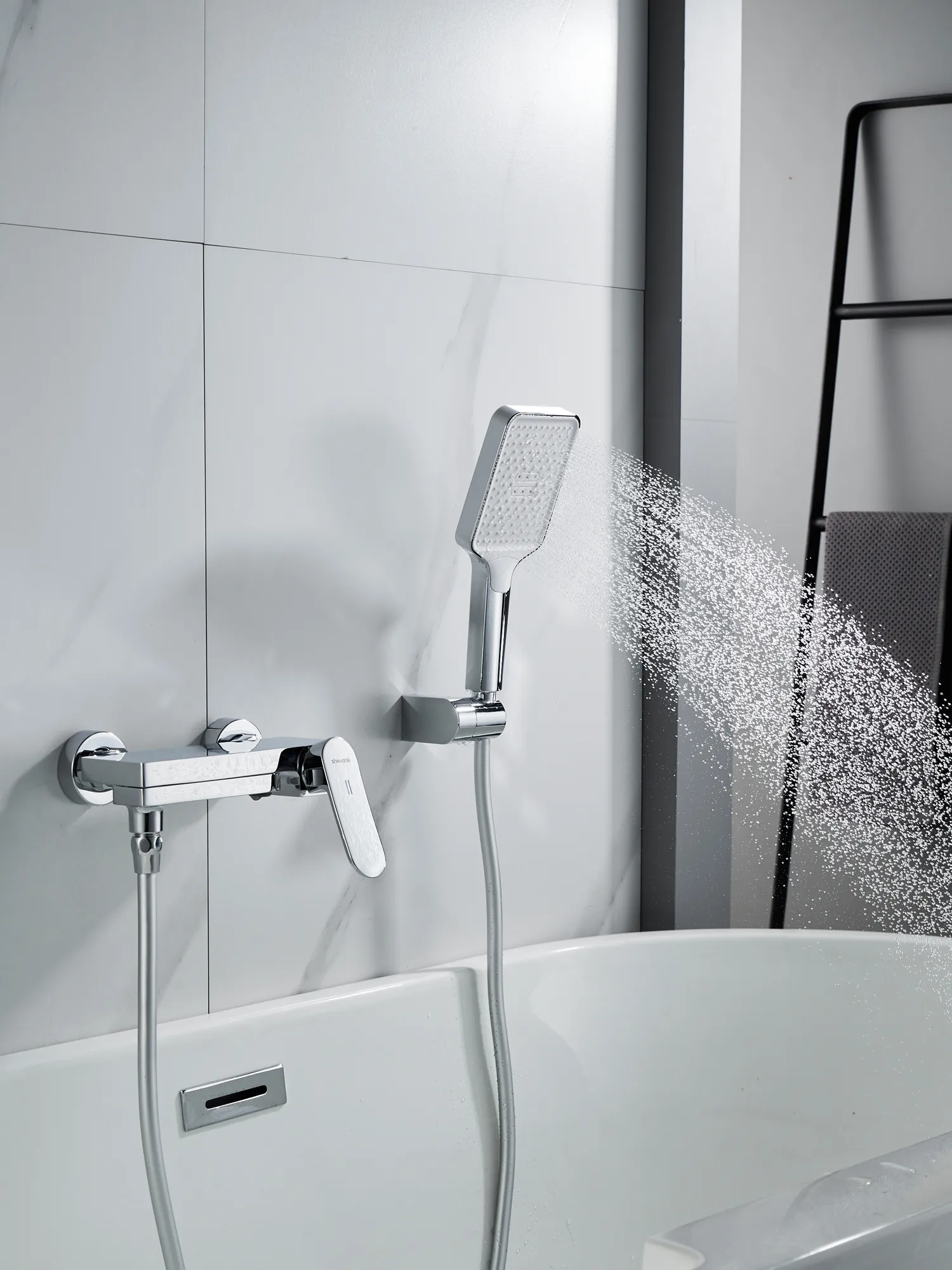 Смеситель для ванны Shevanik S4552, хром