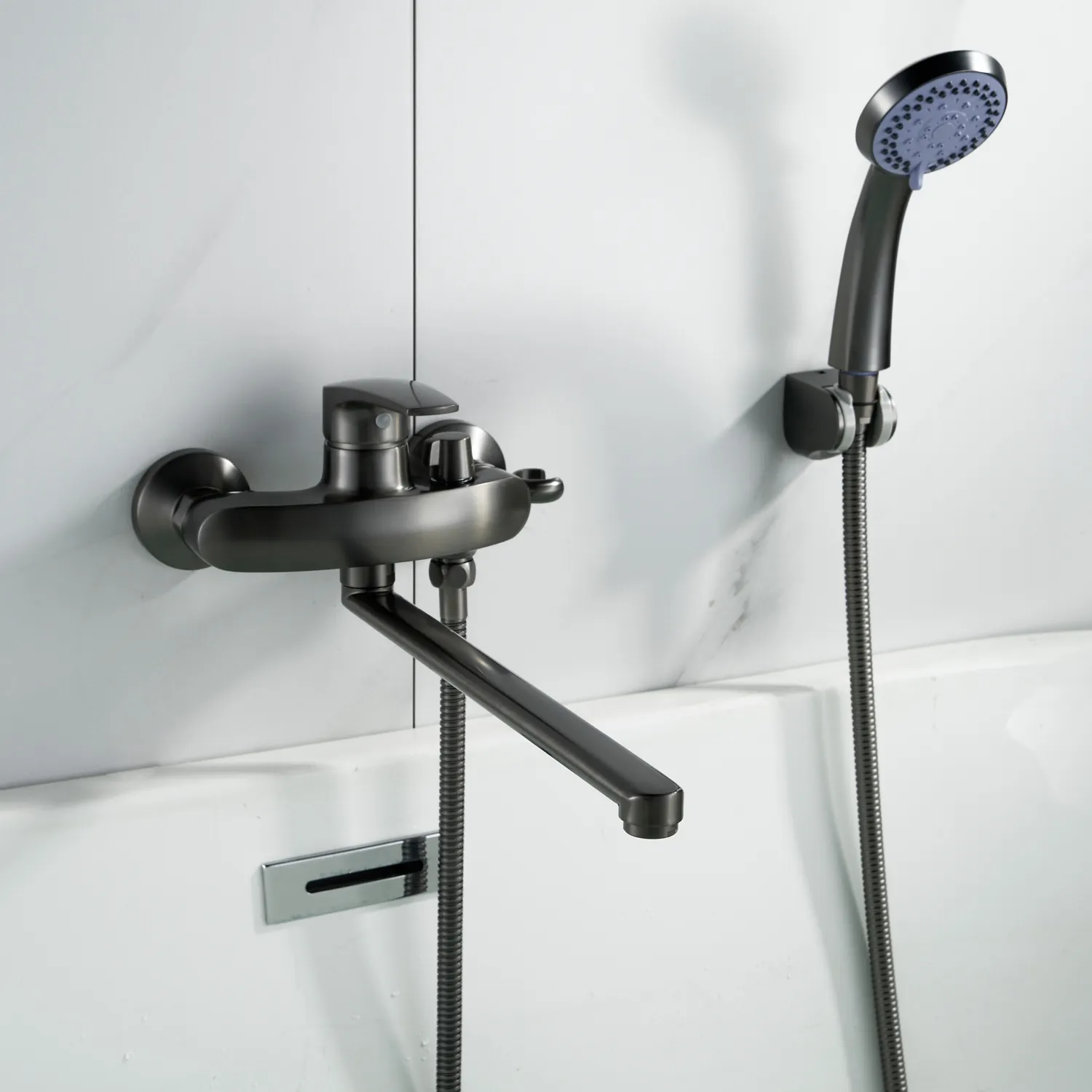 Смеситель для ванны Shevanik S5072T, оружейная сталь