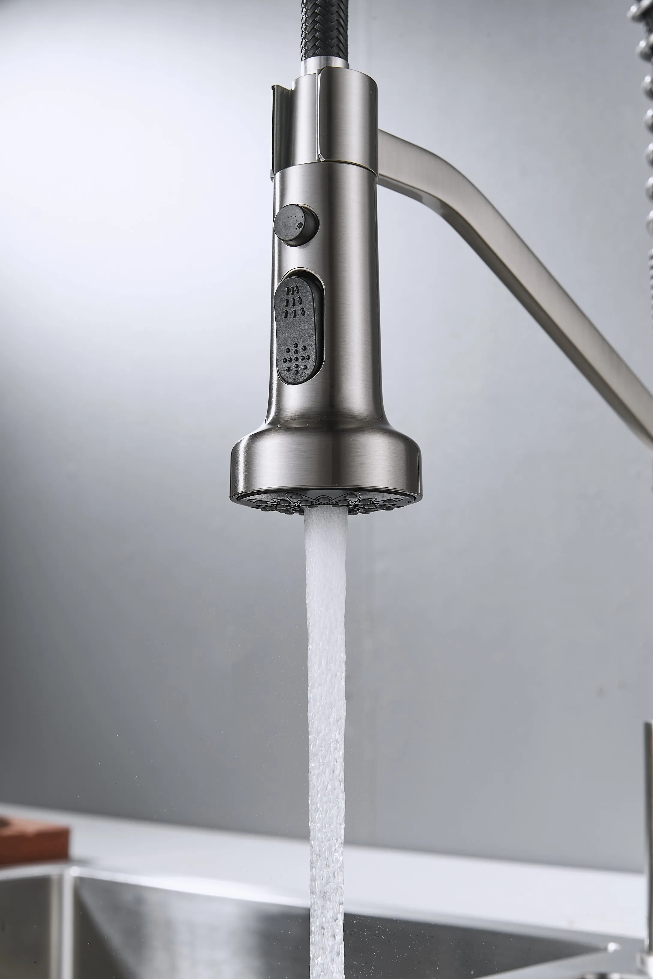 Смеситель для кухни с гибким изливом Shevanik S963L, сатин