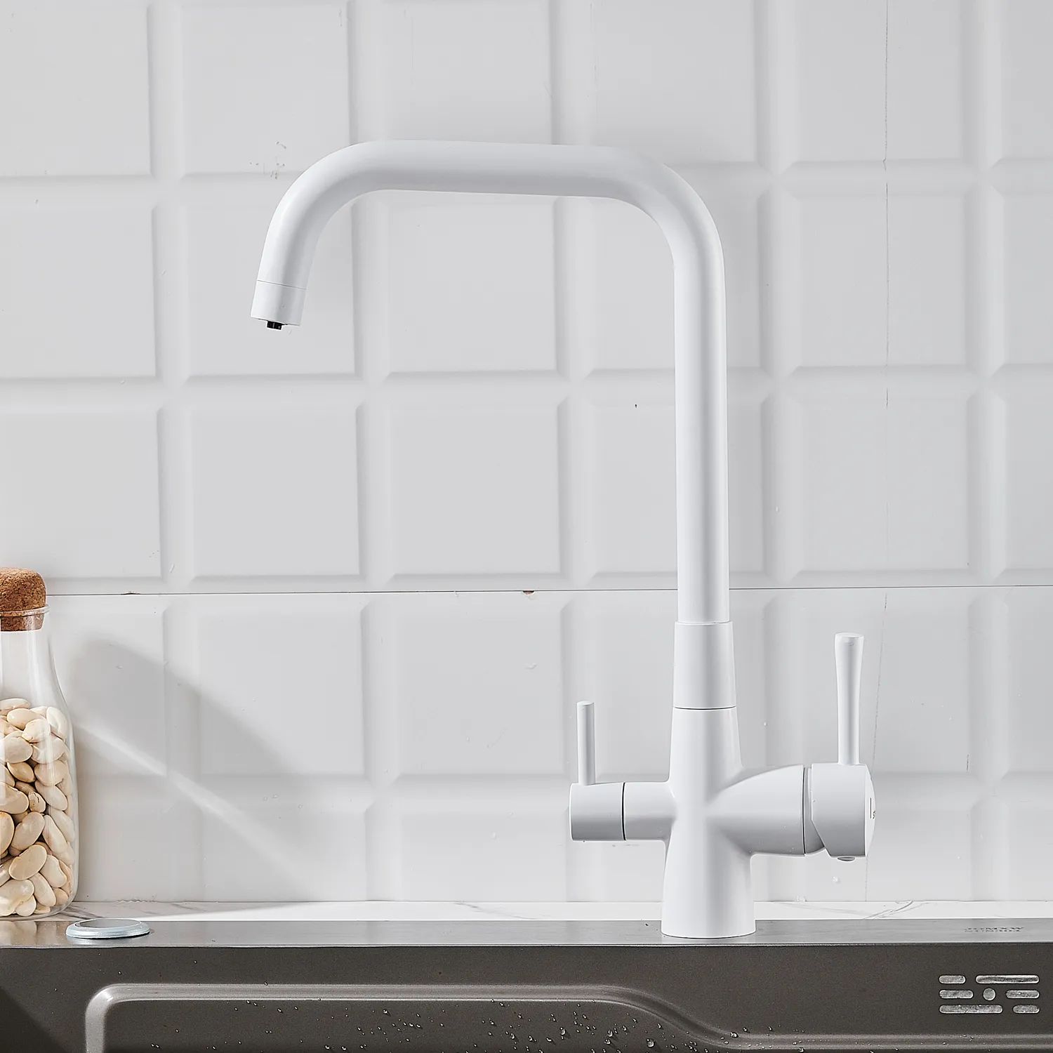 Смеситель для кухни с подключением фильтра Shevanik S528C, белый