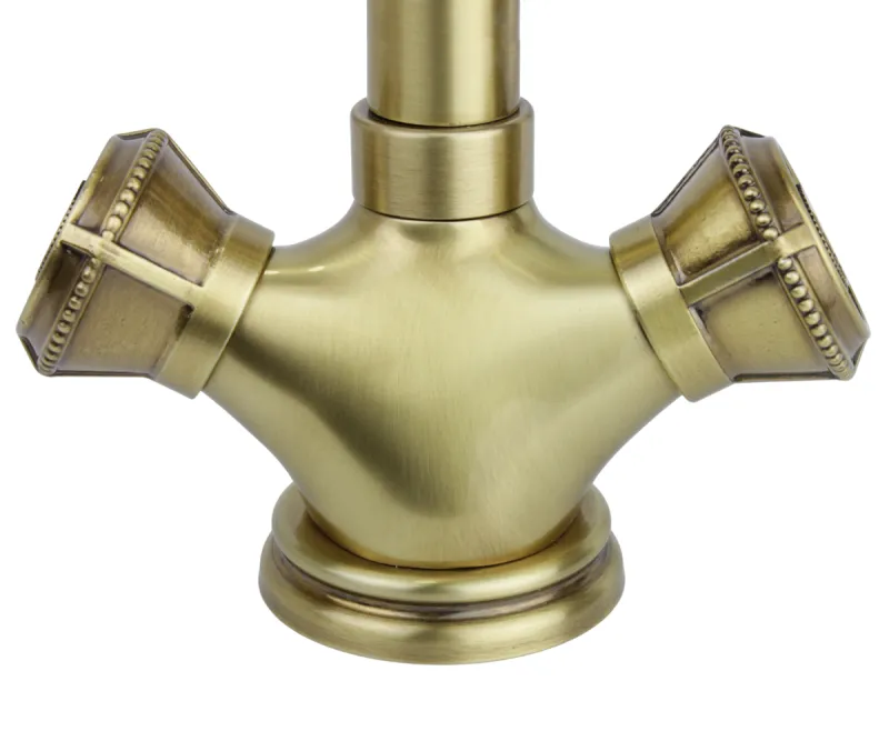 Смеситель для раковины Bronze de Luxe ROYAL 21981/1, бронза