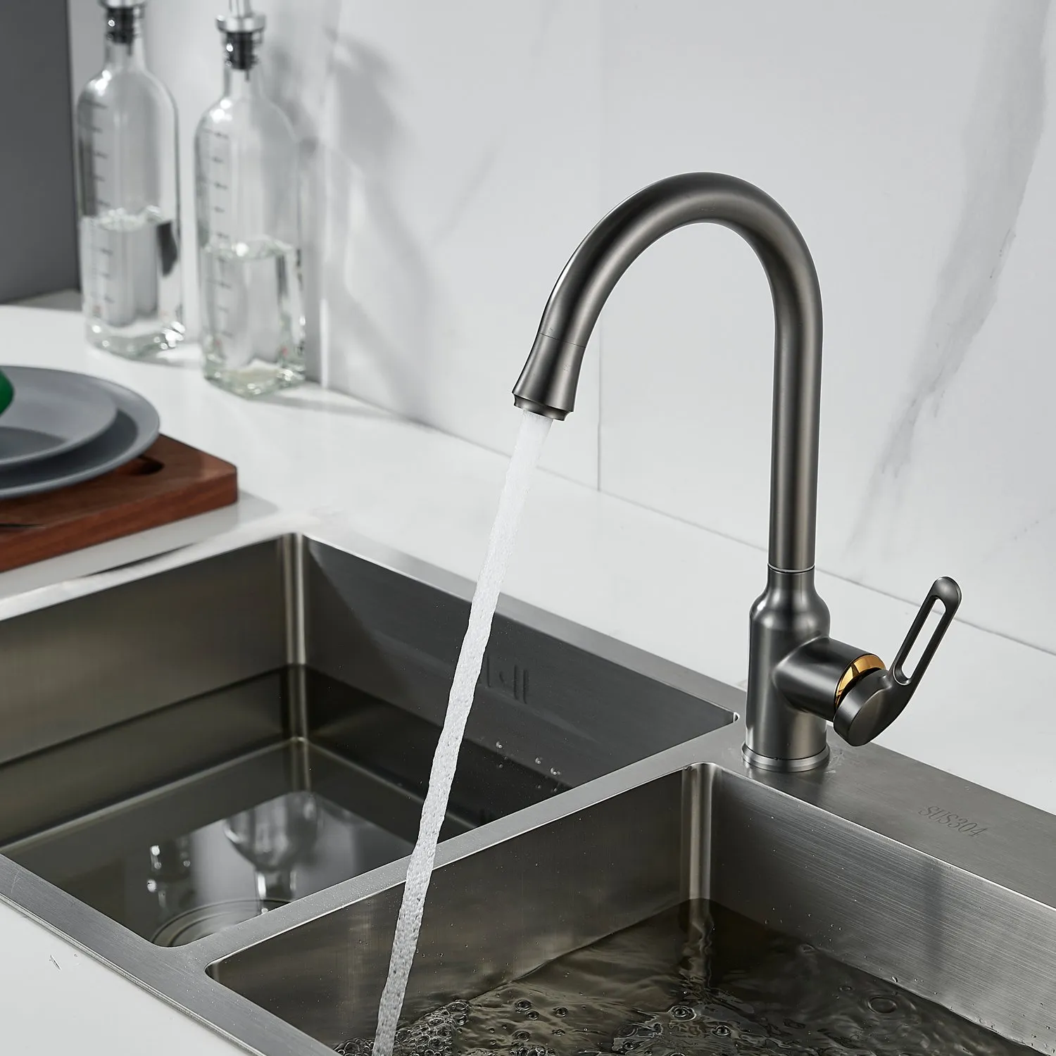 Смеситель для кухни Raffine F103T, оружейная сталь