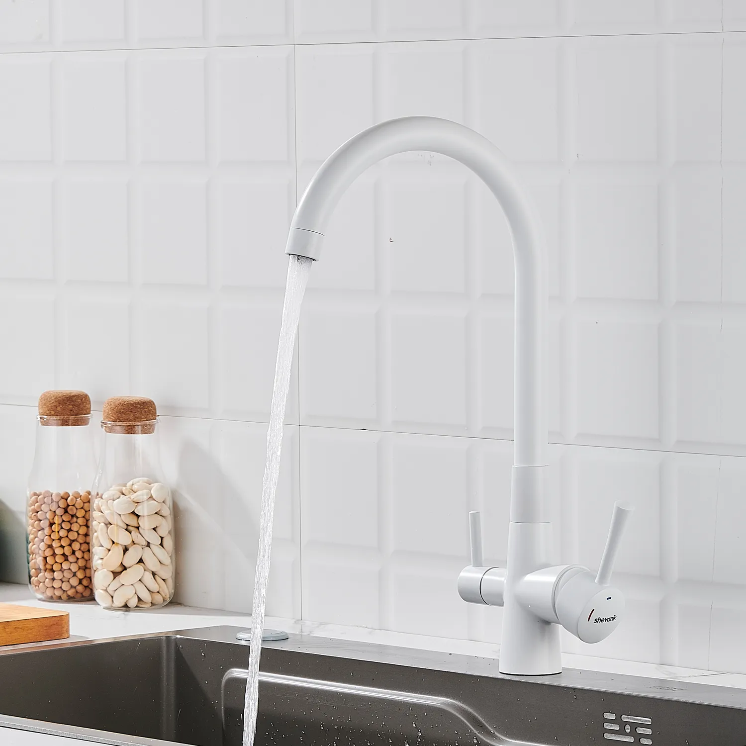 Смеситель для кухни с подключением фильтра Shevanik S428C, белый