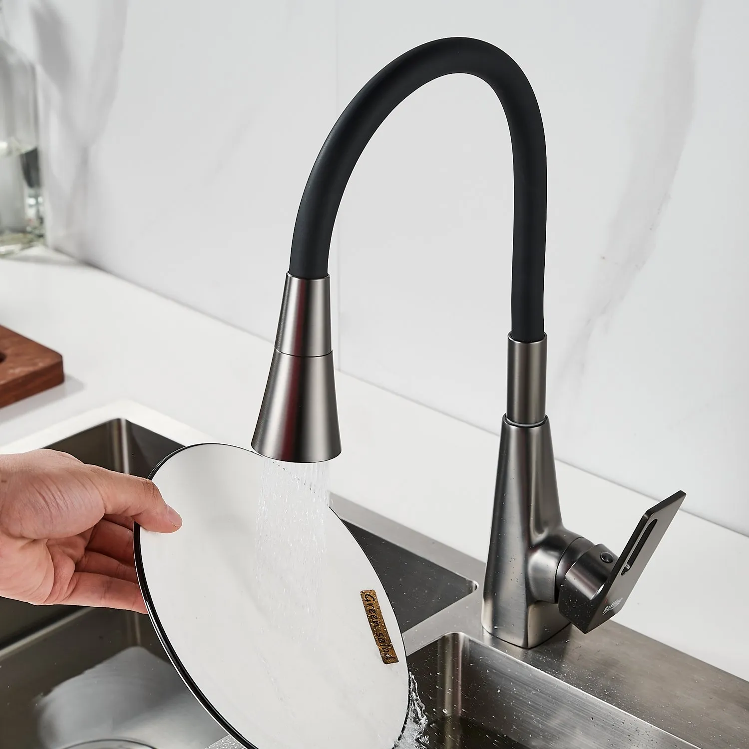 Смеситель для кухни с гибким изливом Raffine F313T-3, оружейная сталь