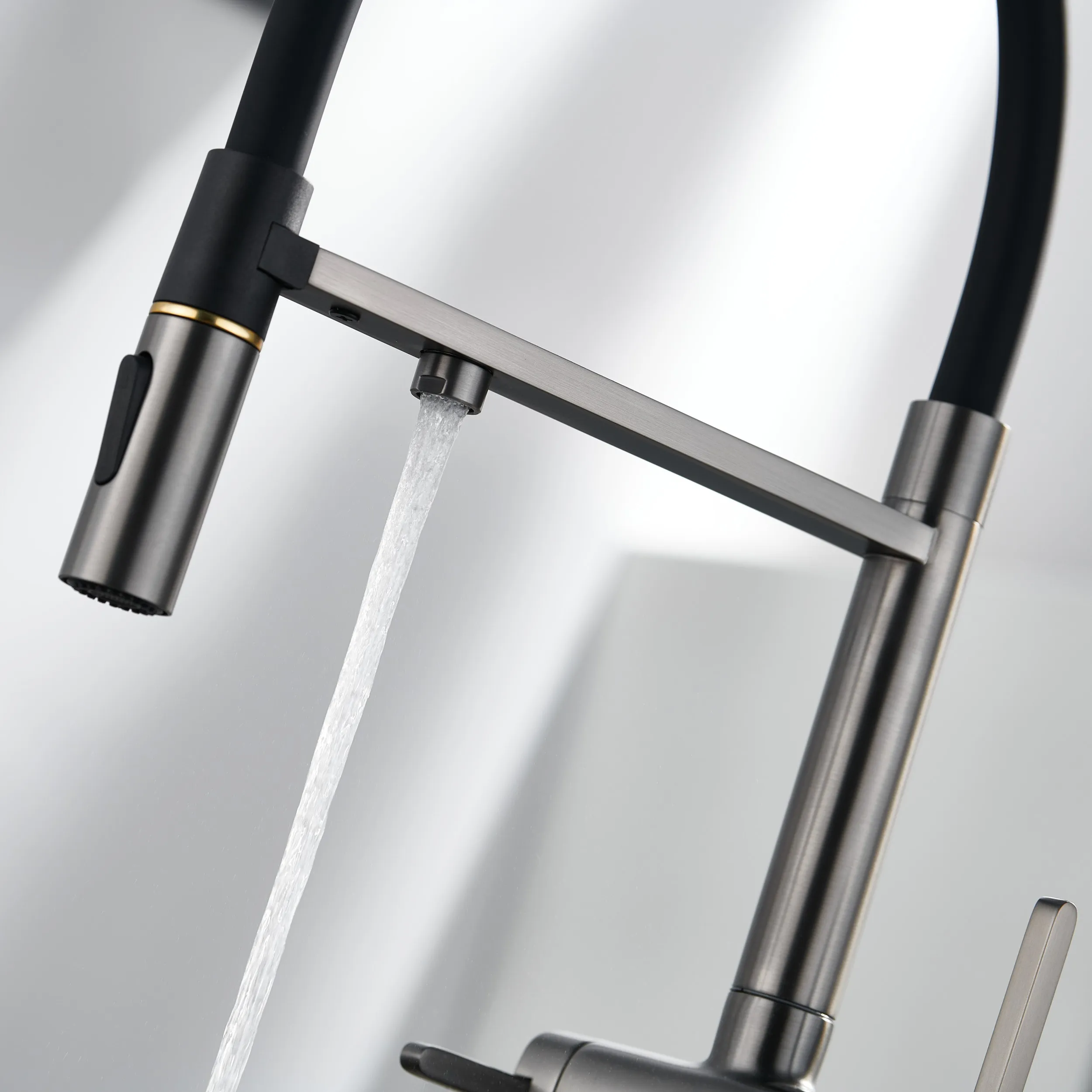 Смеситель для кухни с подключением фильтра для воды Rose R358T, оружейная сталь