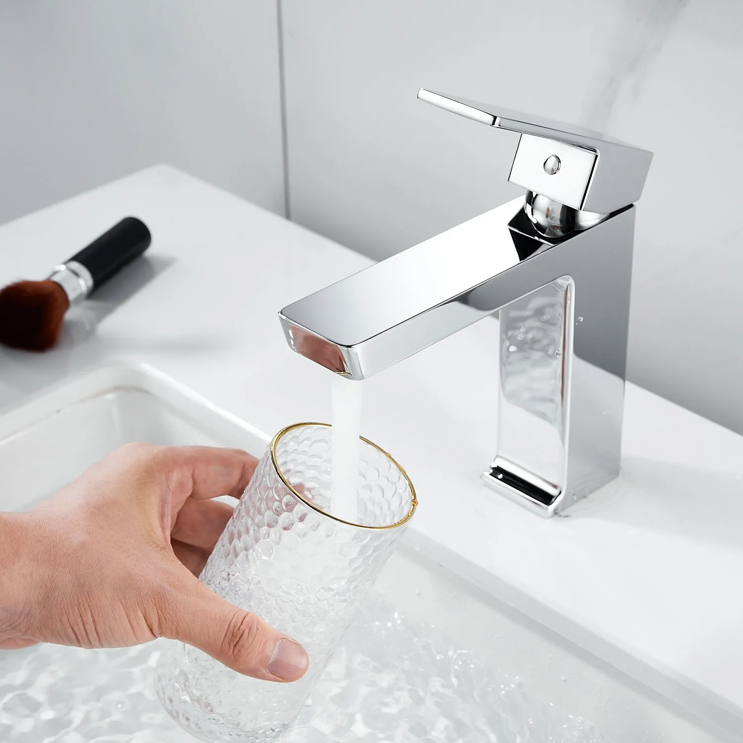 Смеситель для раковины Rose R1801-1, хром