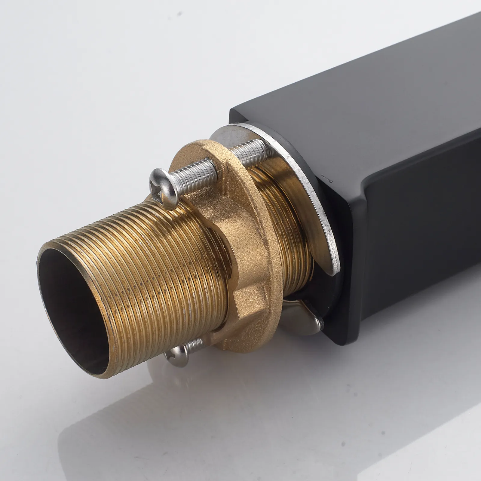 Смеситель для раковины Shevanik S4401H, черный