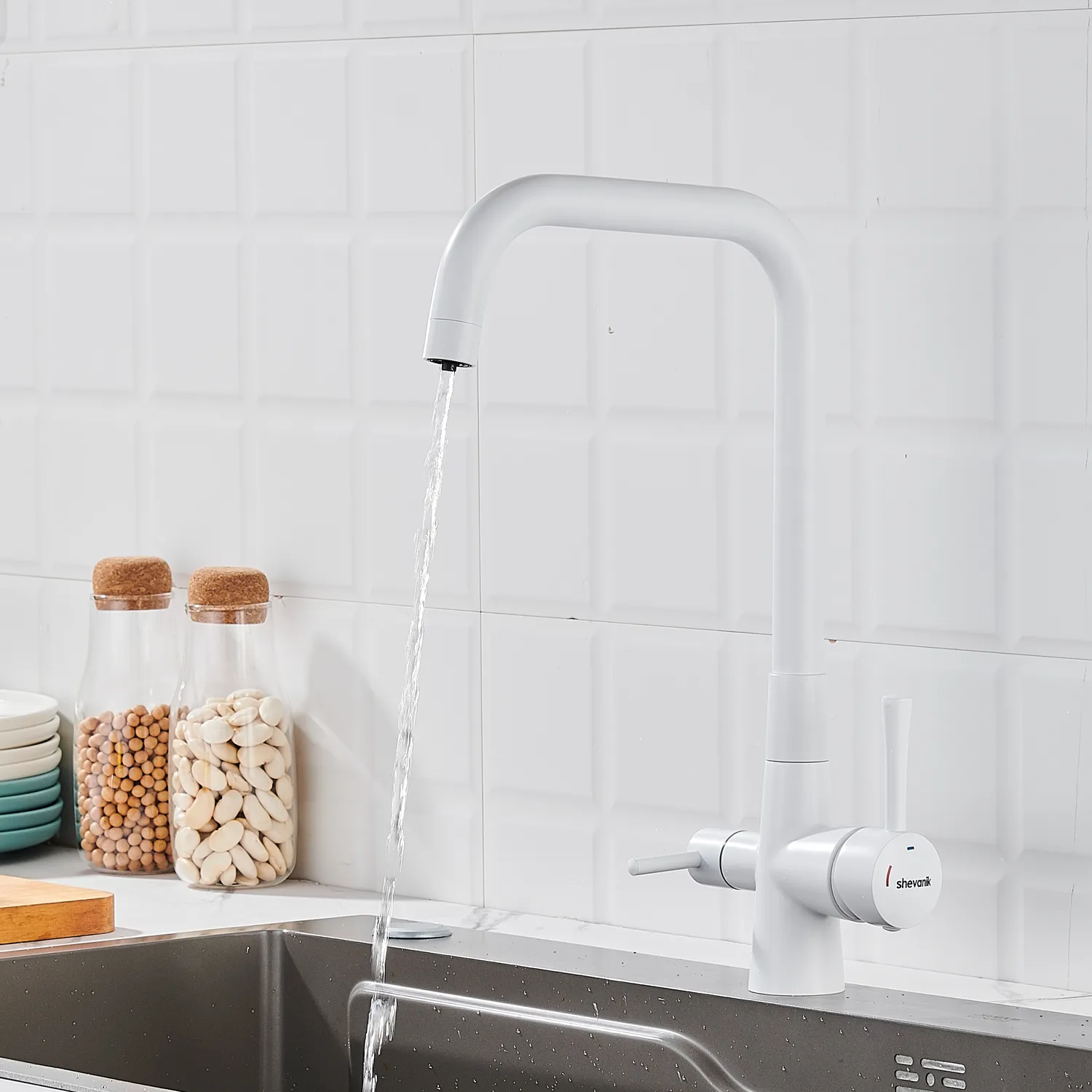 Смеситель для кухни с подключением фильтра Shevanik S528C, белый