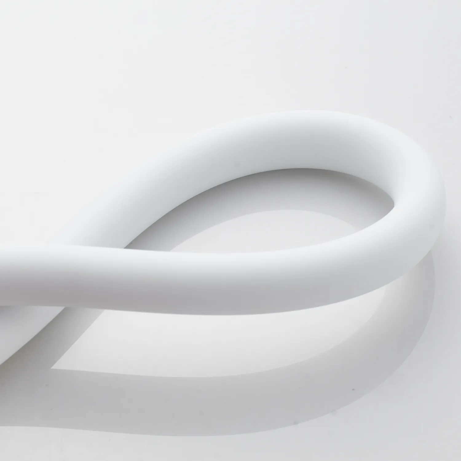 Смеситель для кухни с гибким изливом и подключением фильтра Shevanik S378G, золотой сатин/белый