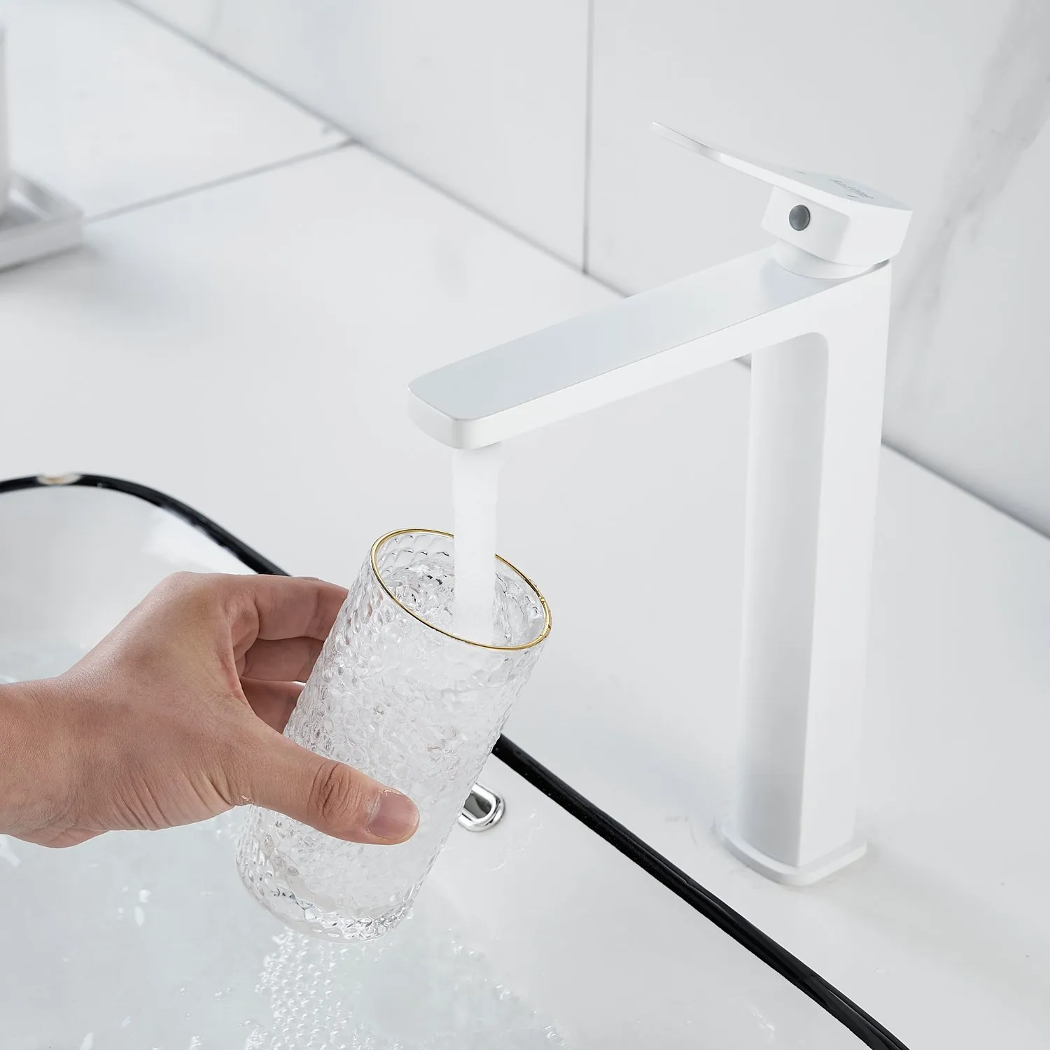 Смеситель для раковины высокий  Raffine F1199C, белый