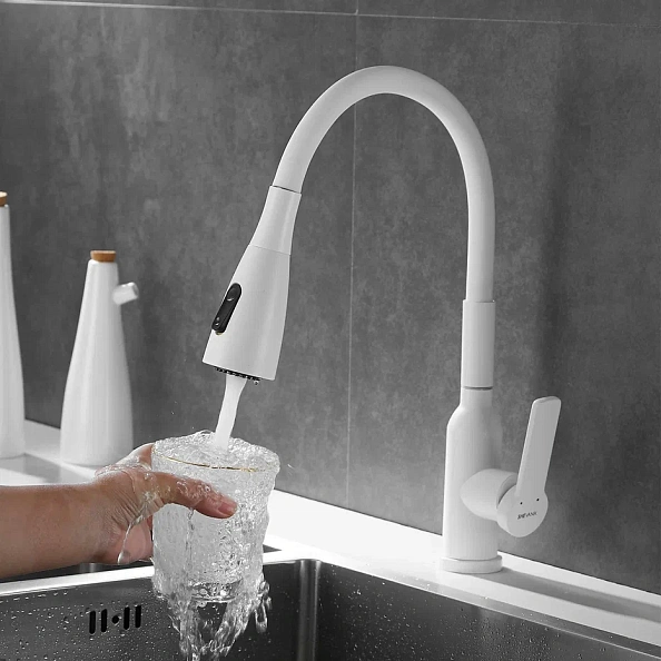 Смеситель для кухни с гибким изливом Shevanik S843C-1, белый