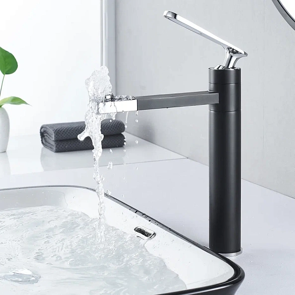 Смеситель для раковины с поворотным носиком Shevanik S6611H, черный/хром