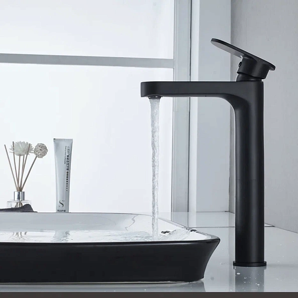 Смеситель для раковины Shevanik S8711H, черный