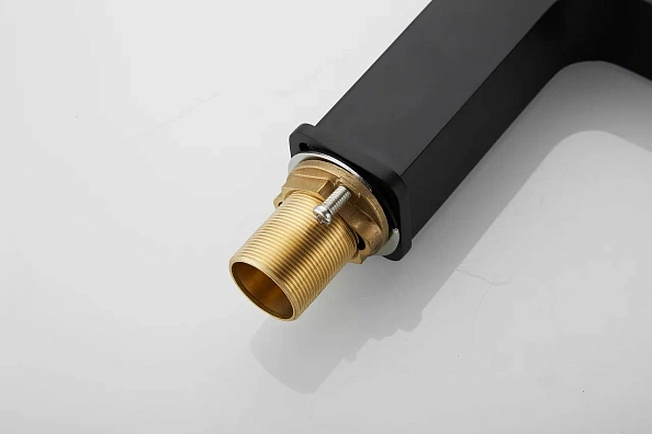 Смеситель для раковины Shevanik S9701H, черный