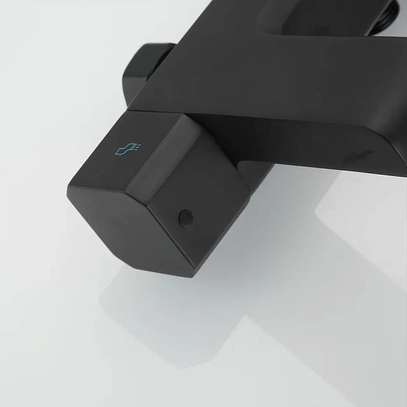 Душевая система Shevanik S8836H, черный