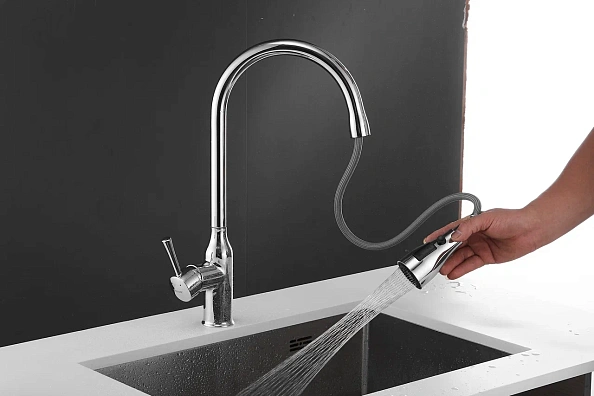 Смеситель для кухни с выдвижным изливом Shevanik S163, хром