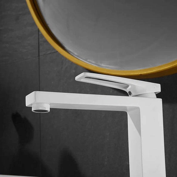 Смеситель для раковины Shevanik S6811C, белый