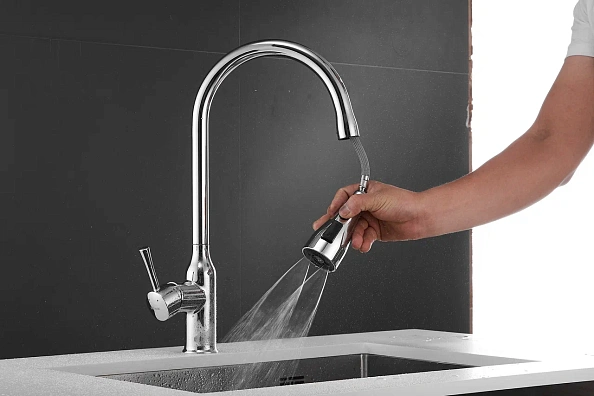 Смеситель для кухни с выдвижным изливом Shevanik S163, хром