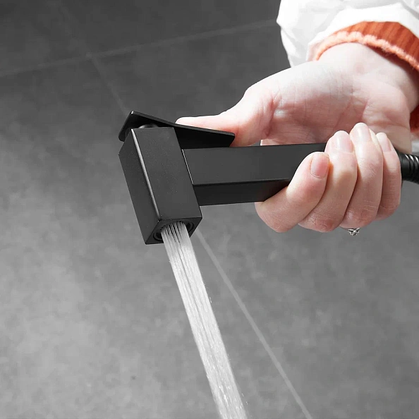 Гигиенический душ со смесителем Shevanik S137H, черный