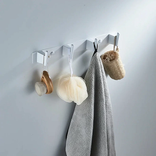 Планка с 4 крючками  Shevanik SG5741C, белый