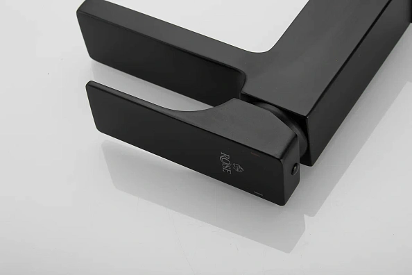 Смеситель для раковины Rose R10H R1001H-1, черный