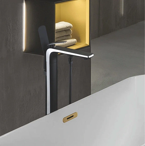 Смеситель для ванны напольный Rose R1322H, черный