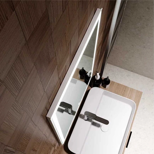 Зеркало MIXLINE "Лючия" 600*800 (ШВ) сенсорный выключатель, светодиодная подсветка (555670)