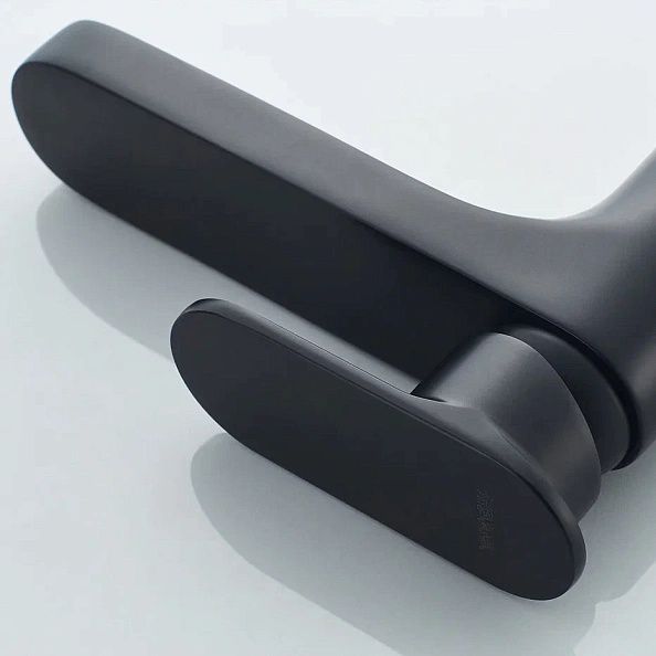 Смеситель для раковины Shevanik S8711H, черный