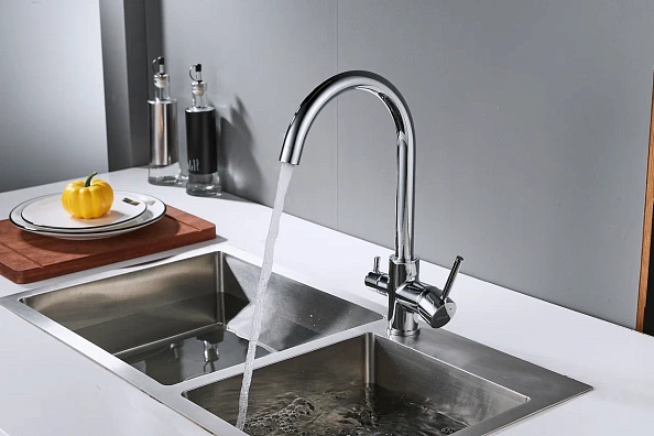 Смеситель для кухни с подключением фильтра Shevanik S128, хром