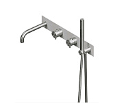 Смеситель для ванны и душа Quadro design Source, сталь шлифованная/брашированная (13 69R.00 AS)