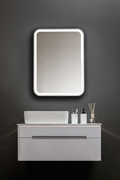 Зеркало-шкаф SILVER MIRRORS 600х800 бесконтактный сенсор Фиджи Flip 60 ИК (LED-00002657)