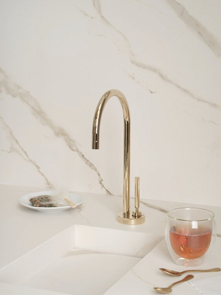 Кран для холодной воды Dornbracht Tara, шампань (золото 22кт) (17.872.888.47)