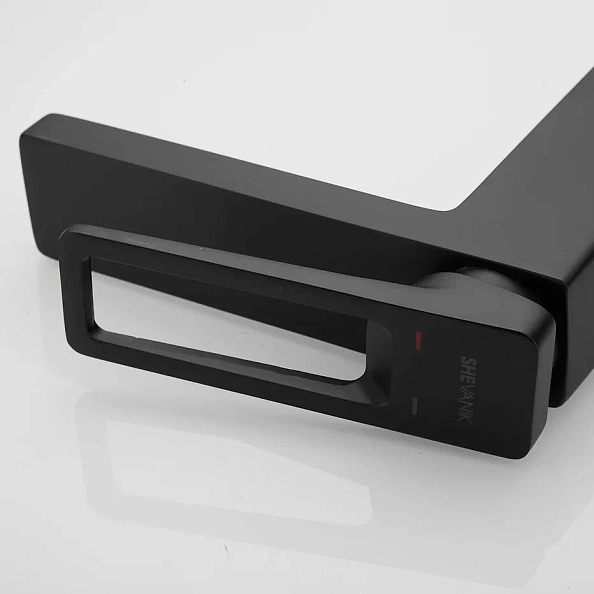 Смеситель для раковины Shevanik S6801H, черный