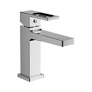 Смеситель для раковины BELZ хром (B10658)